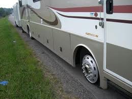RV_Tireblowout